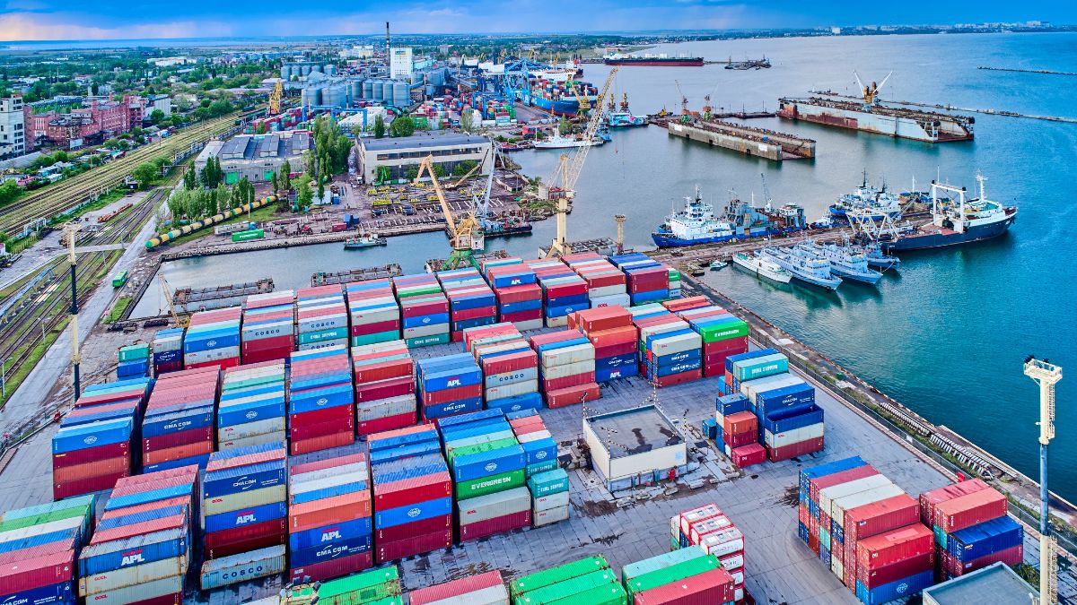 Việt Nam tăng hạng LPI logistics trở thành trụ cột hỗ trợ xuất khẩu chủ lực