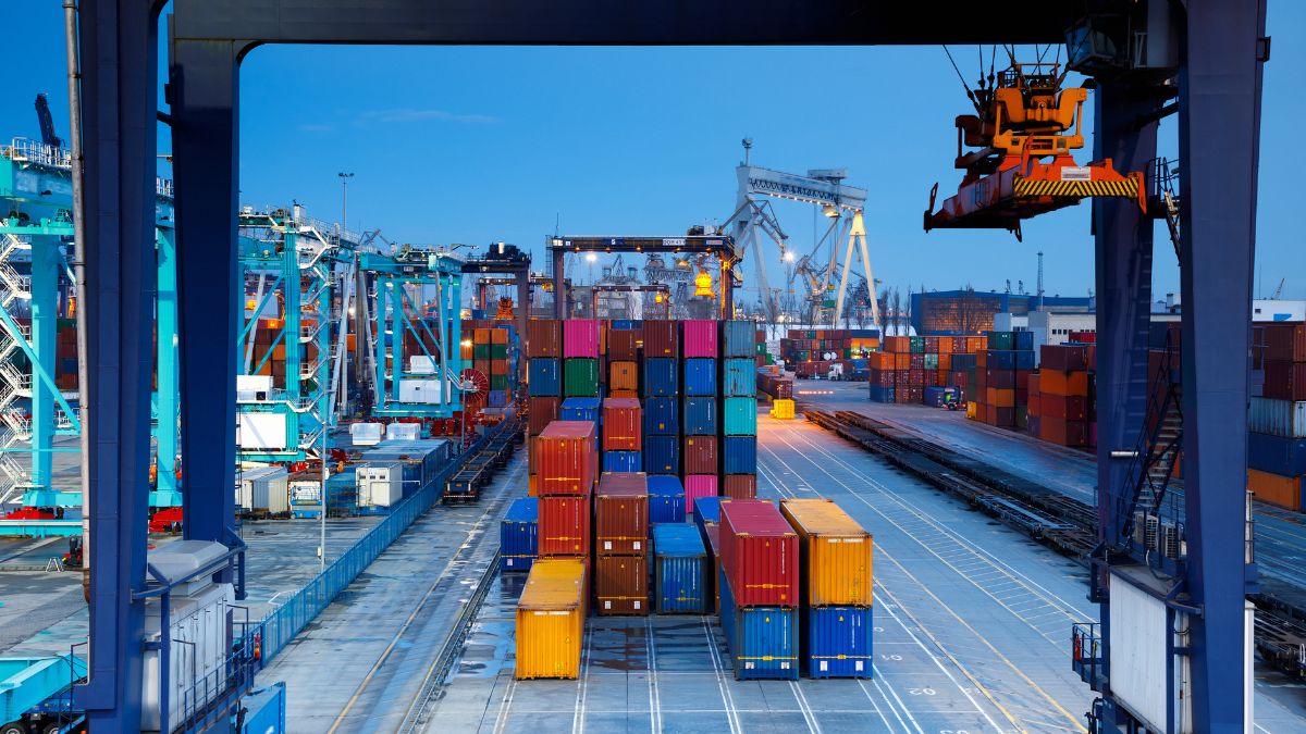 Phí CIC là gì trong xuất nhập khẩu